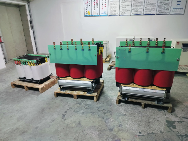 红寺堡KS11-1000KVA矿用变压器